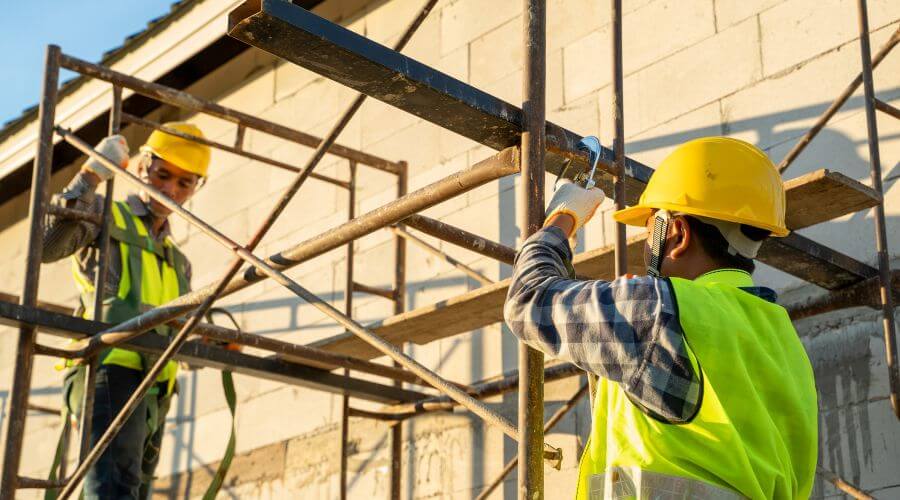 Professional gutter cleaning in Oil City, PA